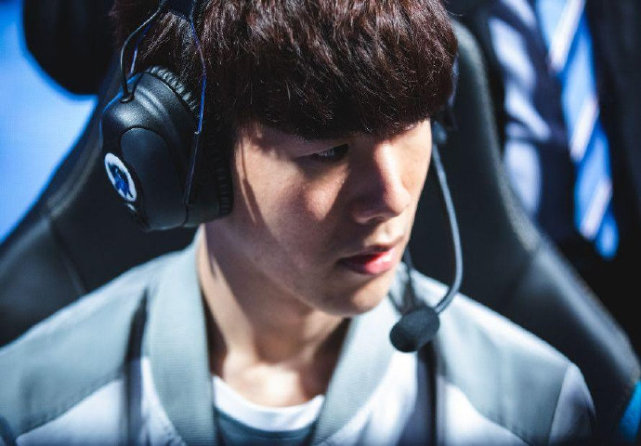 显示出尽管 显示出尽管