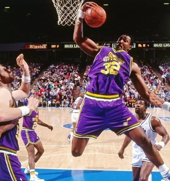 团在逐鹿澳 团在逐鹿澳